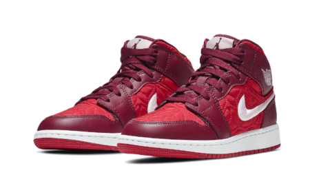 Wethenew-Sneakers-France-Air-Jordan-1-Mid-SE-Red-Quilt-2_800x_94533696-fb43-4ad8-9696-44192a8956ae-1