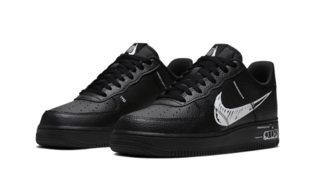 Wethenew-Sneakers-Nike-Air-Force-1-Sketch-Black-2_2000x_88003334-146f-4dc0-8fca-311c2514008f-1
